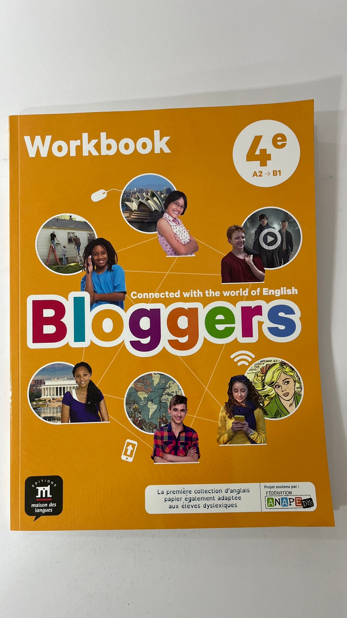 BLOGGERS 4E - CAHIER D'ACTIVITES